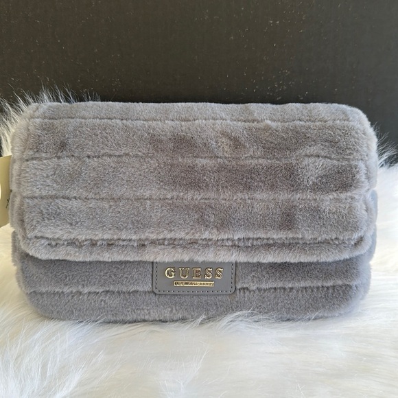 New GUESS Liddie Crossbody/Shoulder Bag In GRAY - Picture 1 of 7